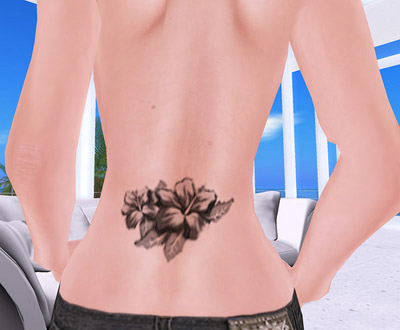 heart tattoos for girls on lower back. Small Tattoos For Girls In Back Shoulders